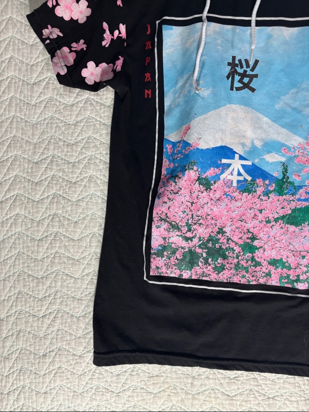 Fresh Laundry Black Sakura Scenic Short-Sleeve Hoodie - Picture 6 of 9